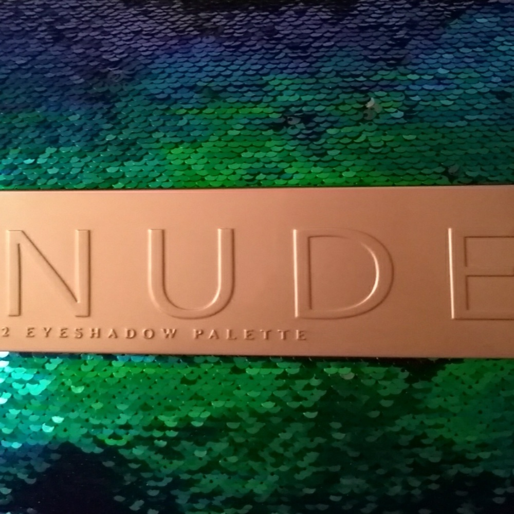 Nude Eyeshadow Palette